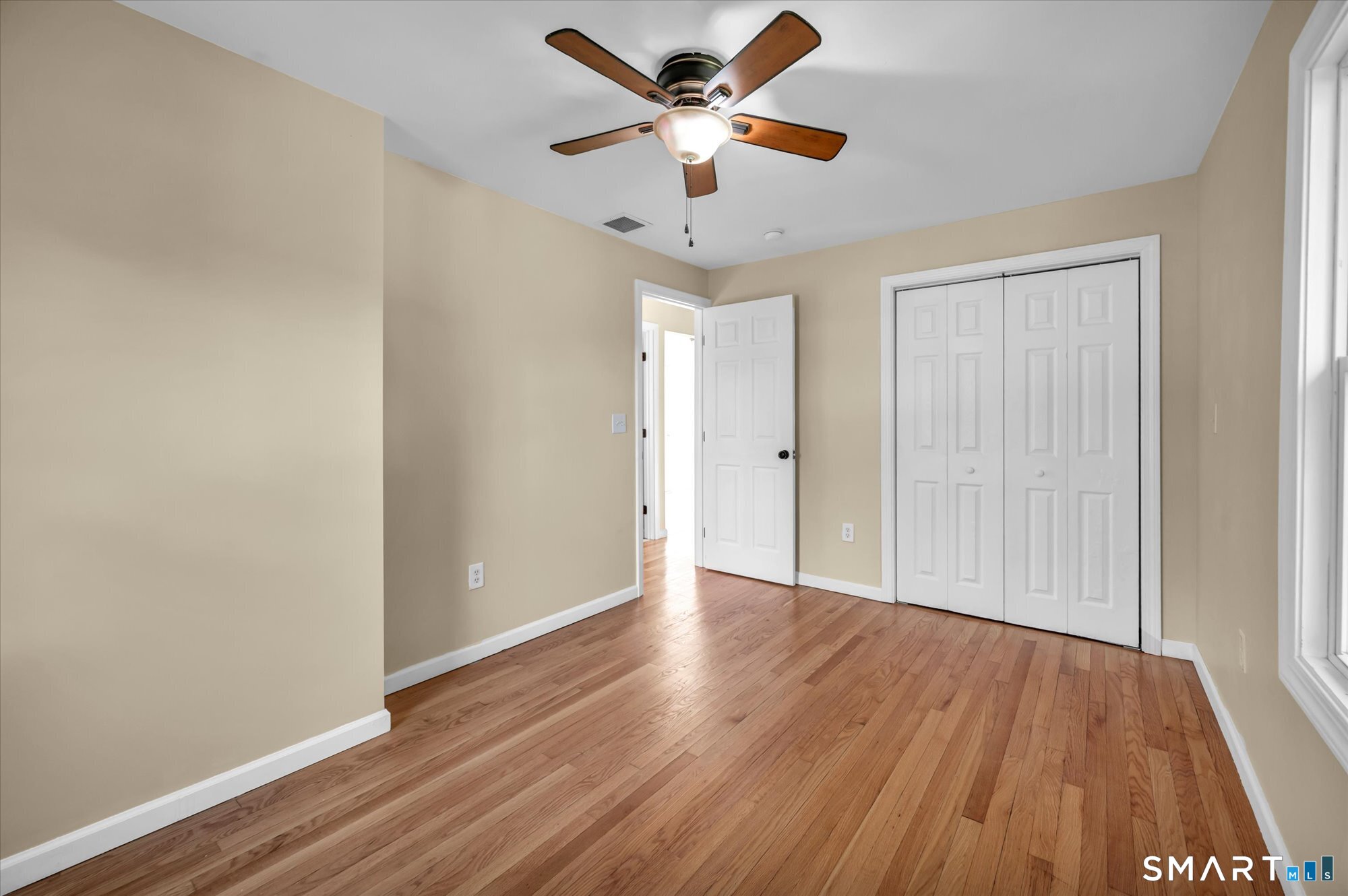 364 Bidwell Street Manchester CT 06040
