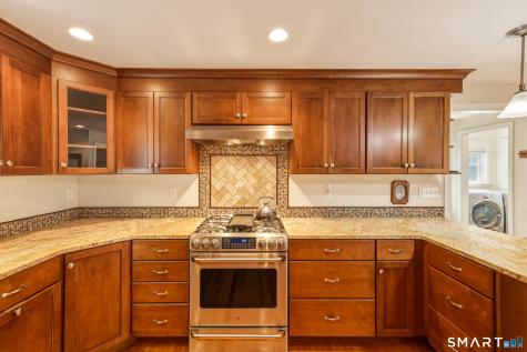 78 Garfield Road West Hartford CT 06107
