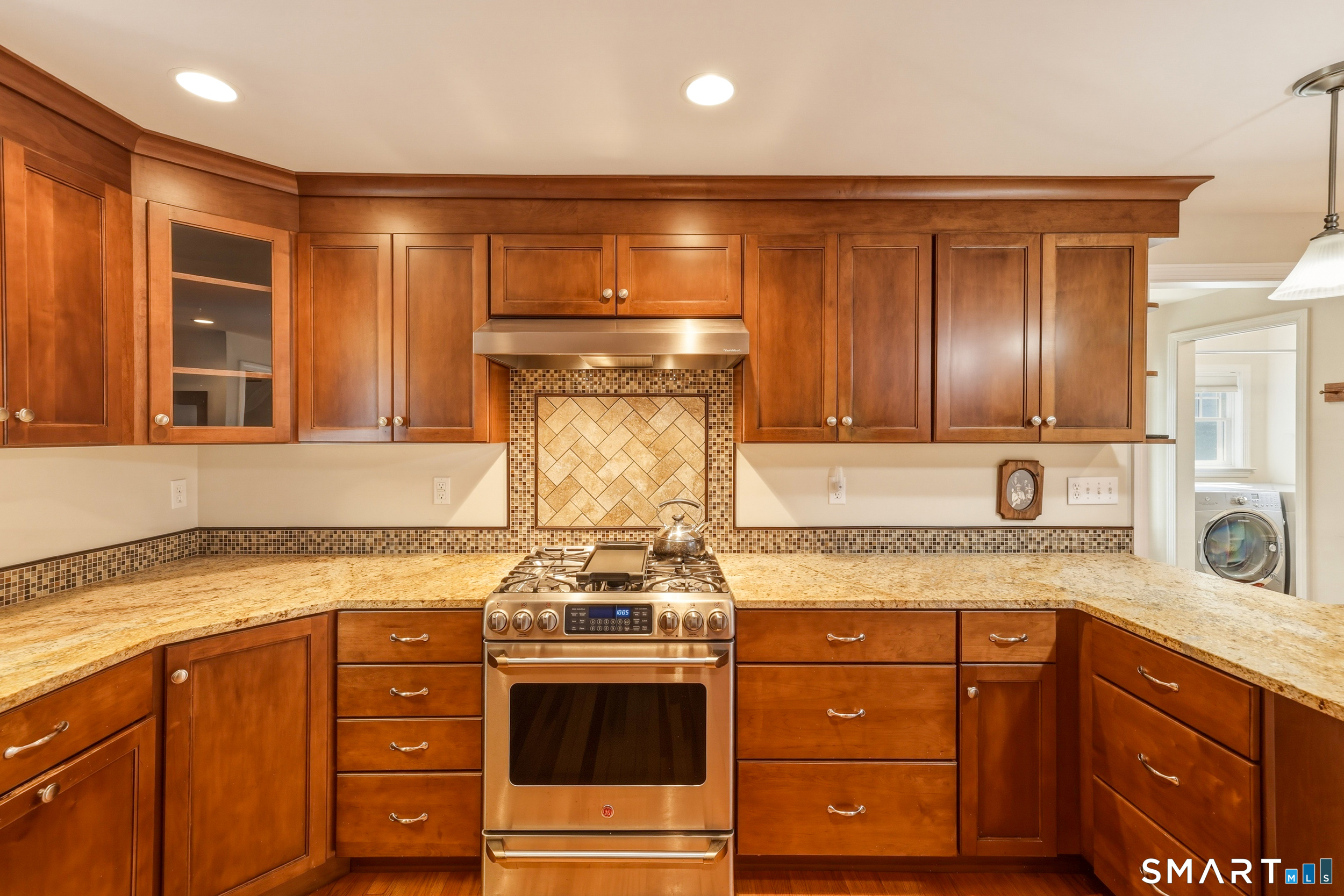 78 Garfield Road West Hartford CT 06107