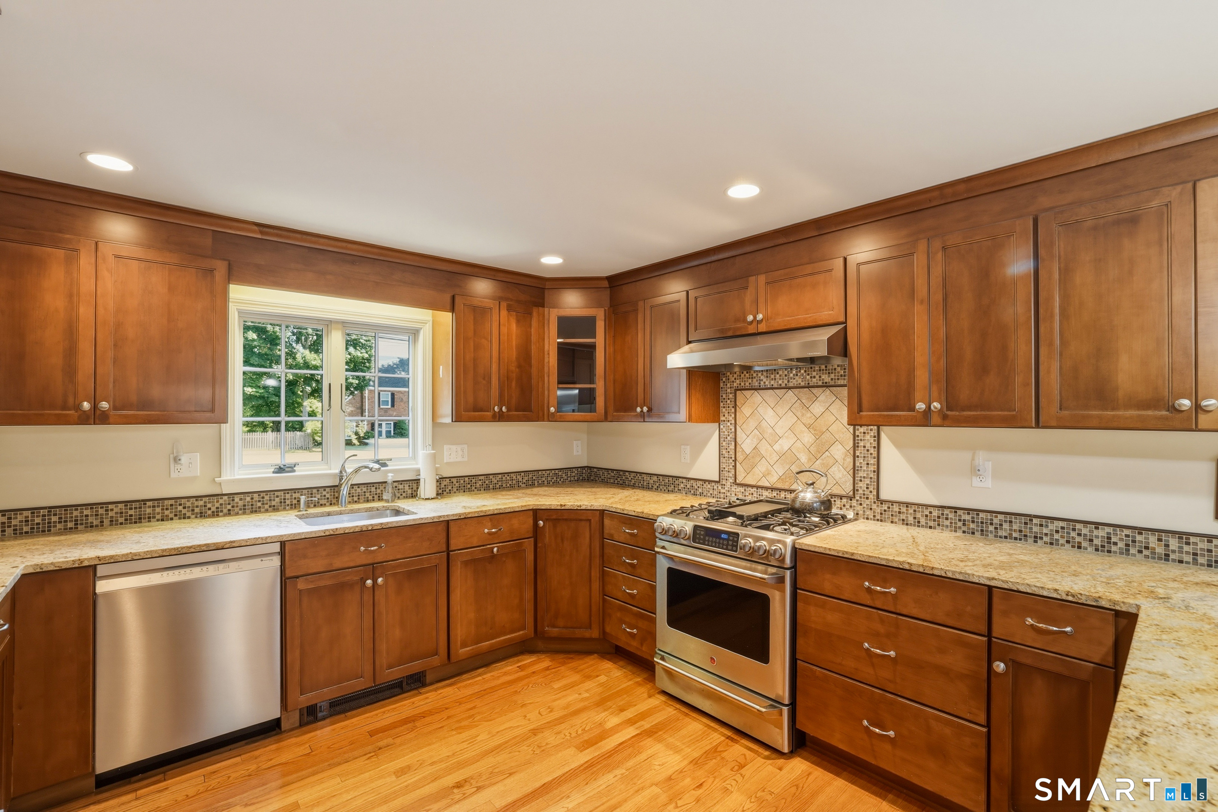 78 Garfield Road West Hartford CT 06107
