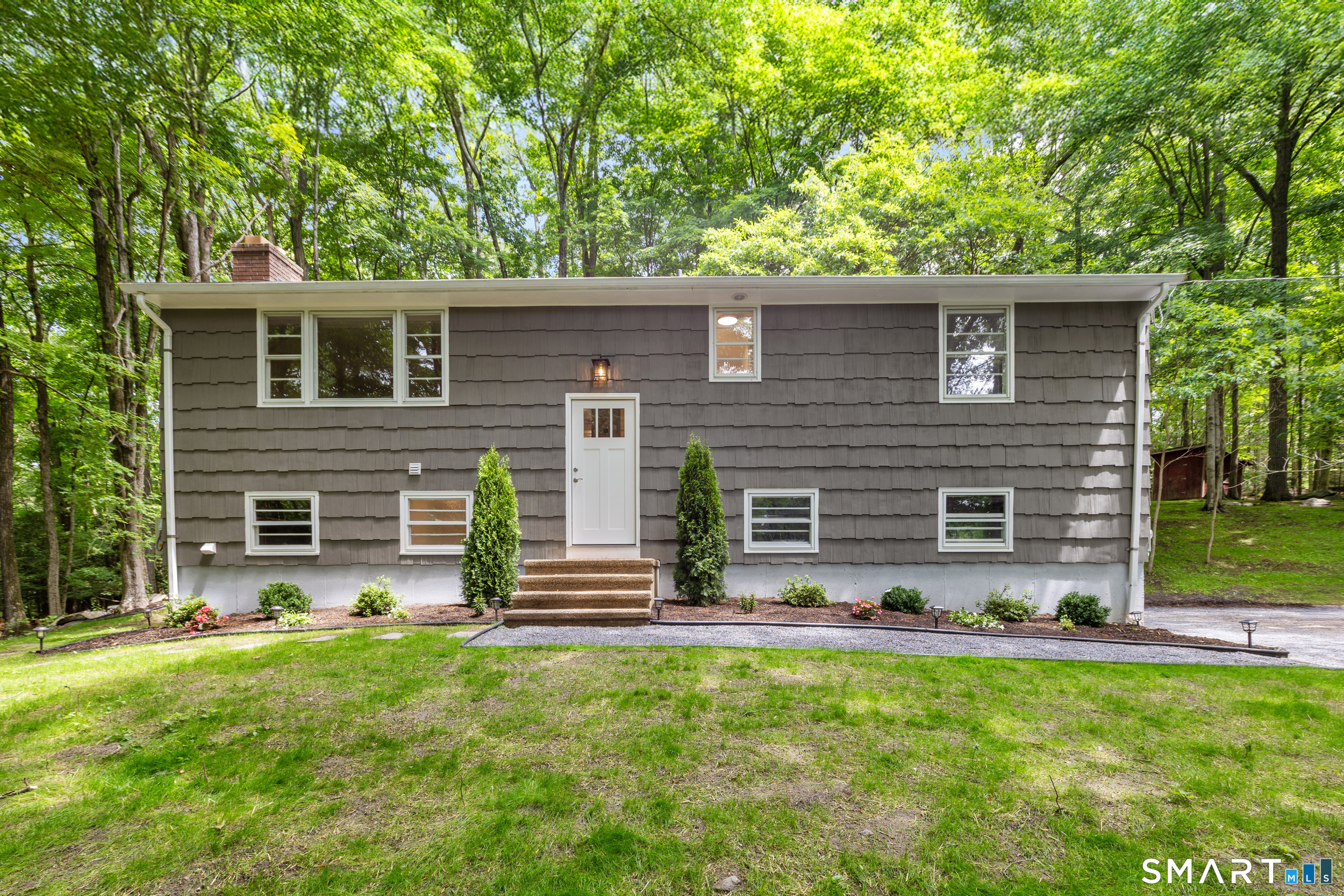 9 New Light Drive Danbury CT 06810