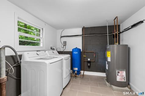 9 New Light Drive Danbury CT 06810