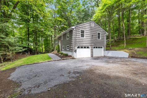 9 New Light Drive Danbury CT 06810