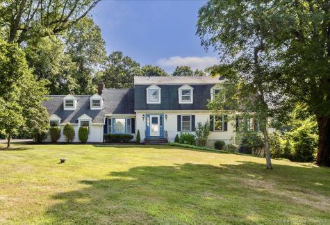 7 Delno Drive Danbury CT 06811