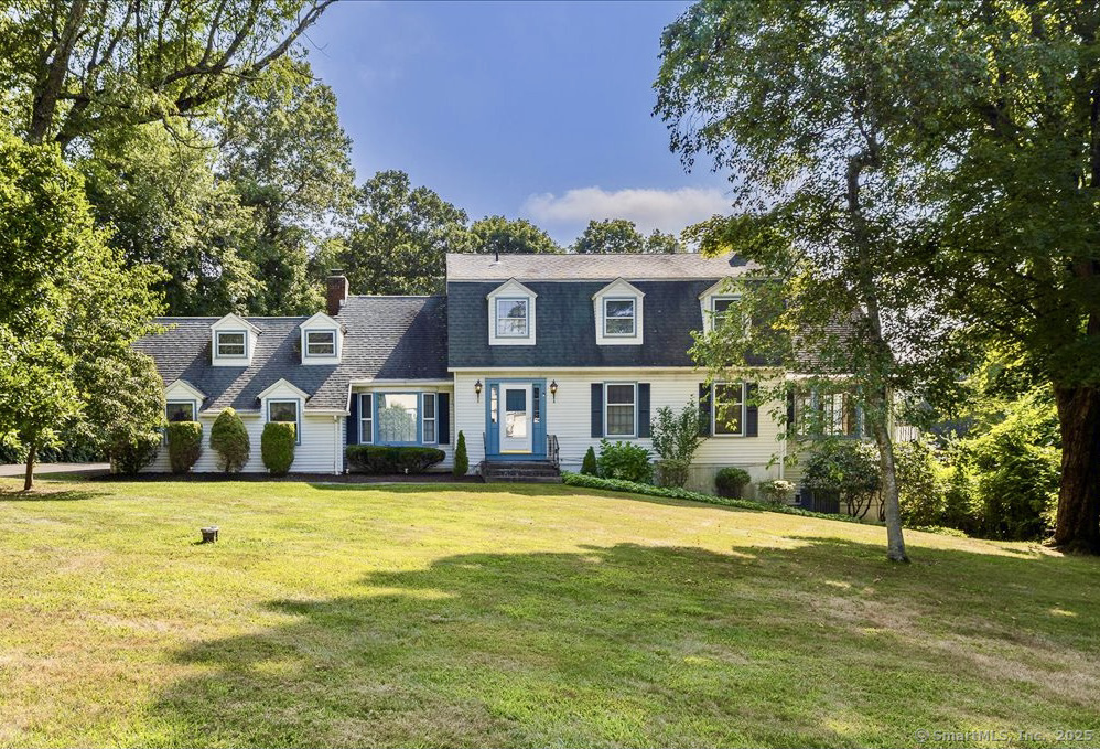7 Delno Drive Danbury CT 06811