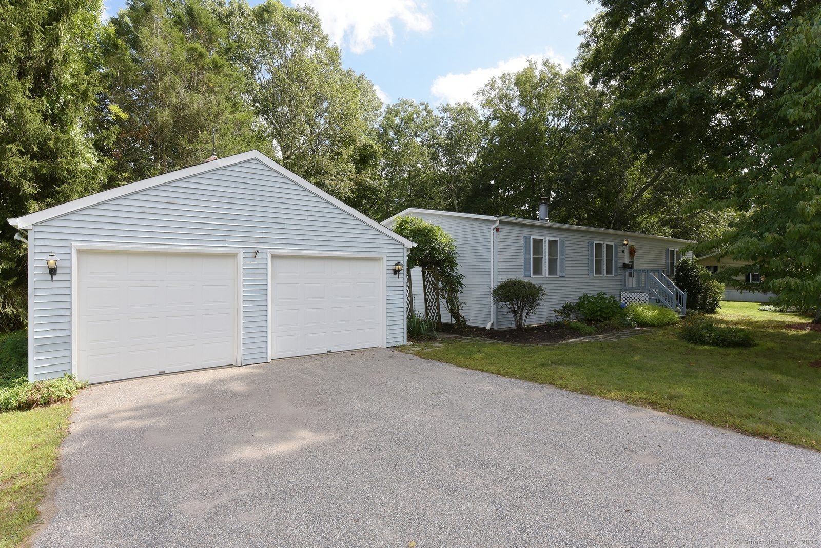 40 Colchester Commons Colchester CT 06415