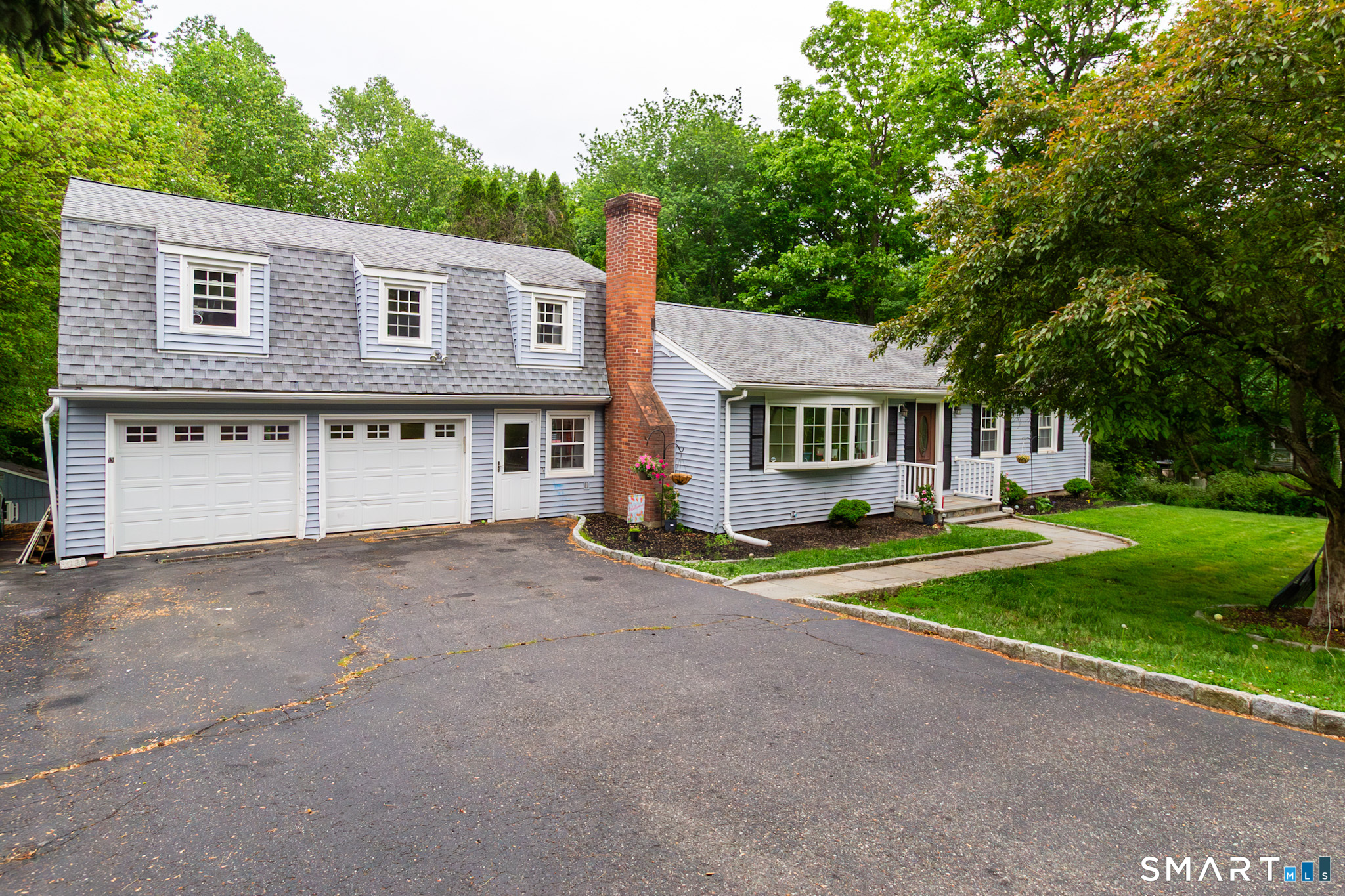 23 Great Neck Road Trumbull CT 06611
