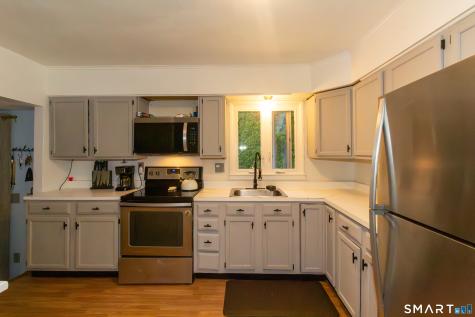 23 Great Neck Road Trumbull CT 06611