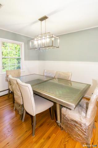 23 Great Neck Road Trumbull CT 06611