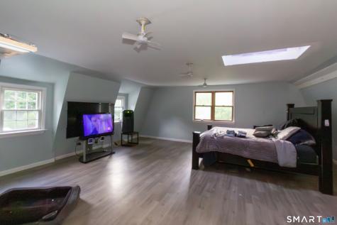 23 Great Neck Road Trumbull CT 06611