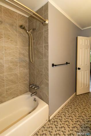 23 Great Neck Road Trumbull CT 06611
