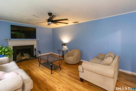 23 Great Neck Road Trumbull CT 06611