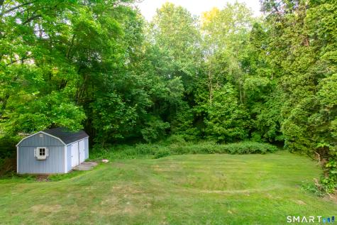 23 Great Neck Road Trumbull CT 06611
