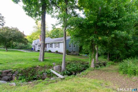 23 Great Neck Road Trumbull CT 06611