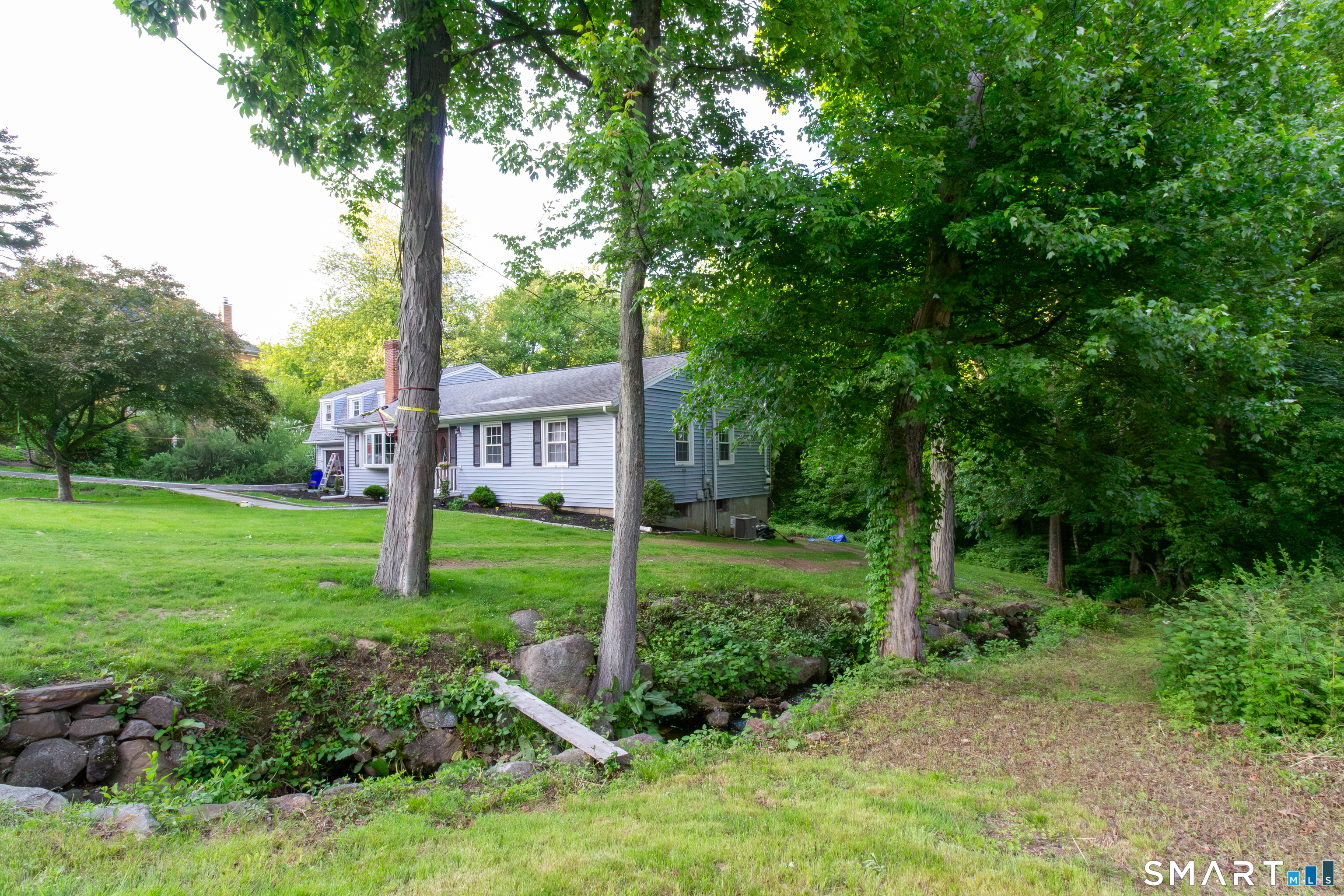 23 Great Neck Road Trumbull CT 06611