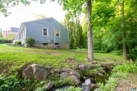 23 Great Neck Road Trumbull CT 06611