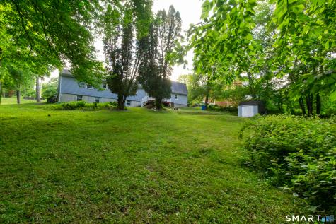 23 Great Neck Road Trumbull CT 06611