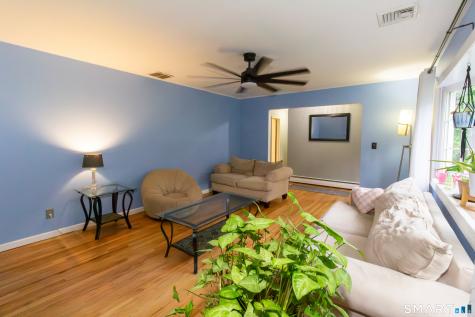 23 Great Neck Road Trumbull CT 06611