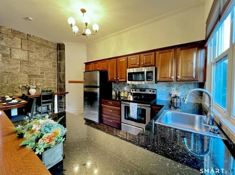 5 Hundley Court Stamford CT 06902