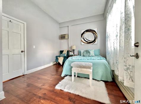 5 Hundley Court Stamford CT 06902