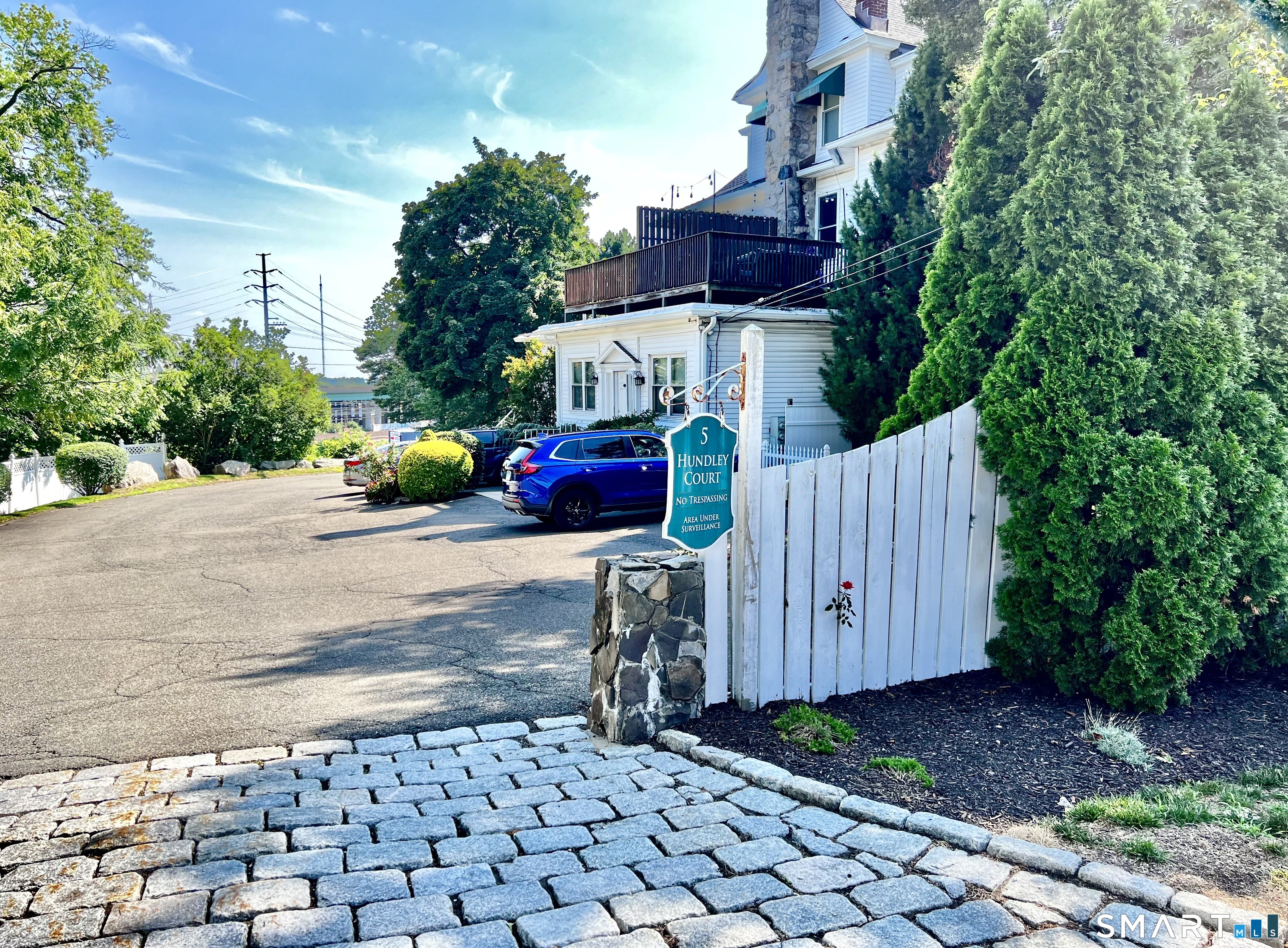 5 Hundley Court Stamford CT 06902