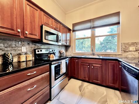 5 Hundley Court Stamford CT 06902