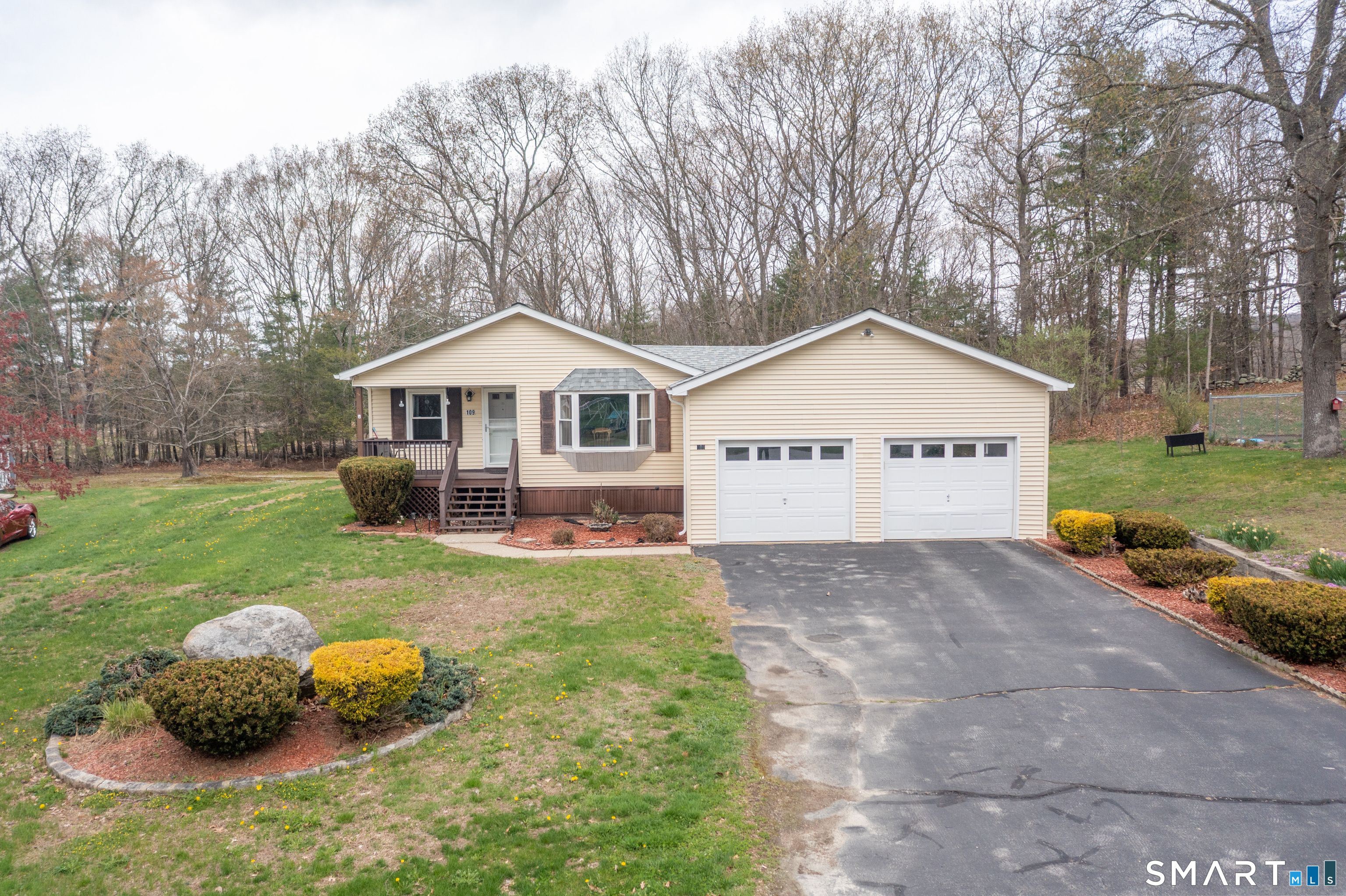 109 Colonial Road Plainfield CT 06374