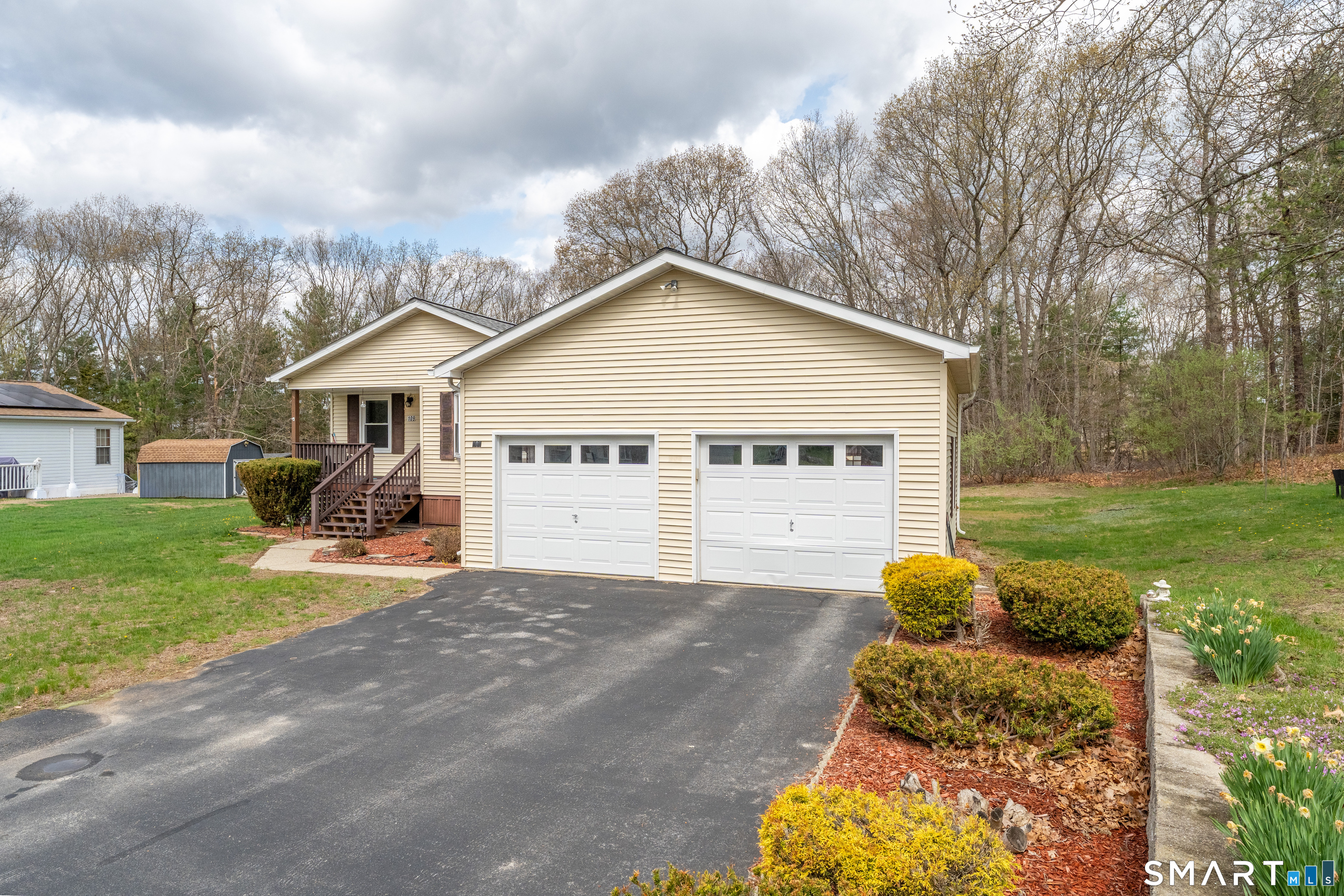 109 Colonial Road Plainfield CT 06374
