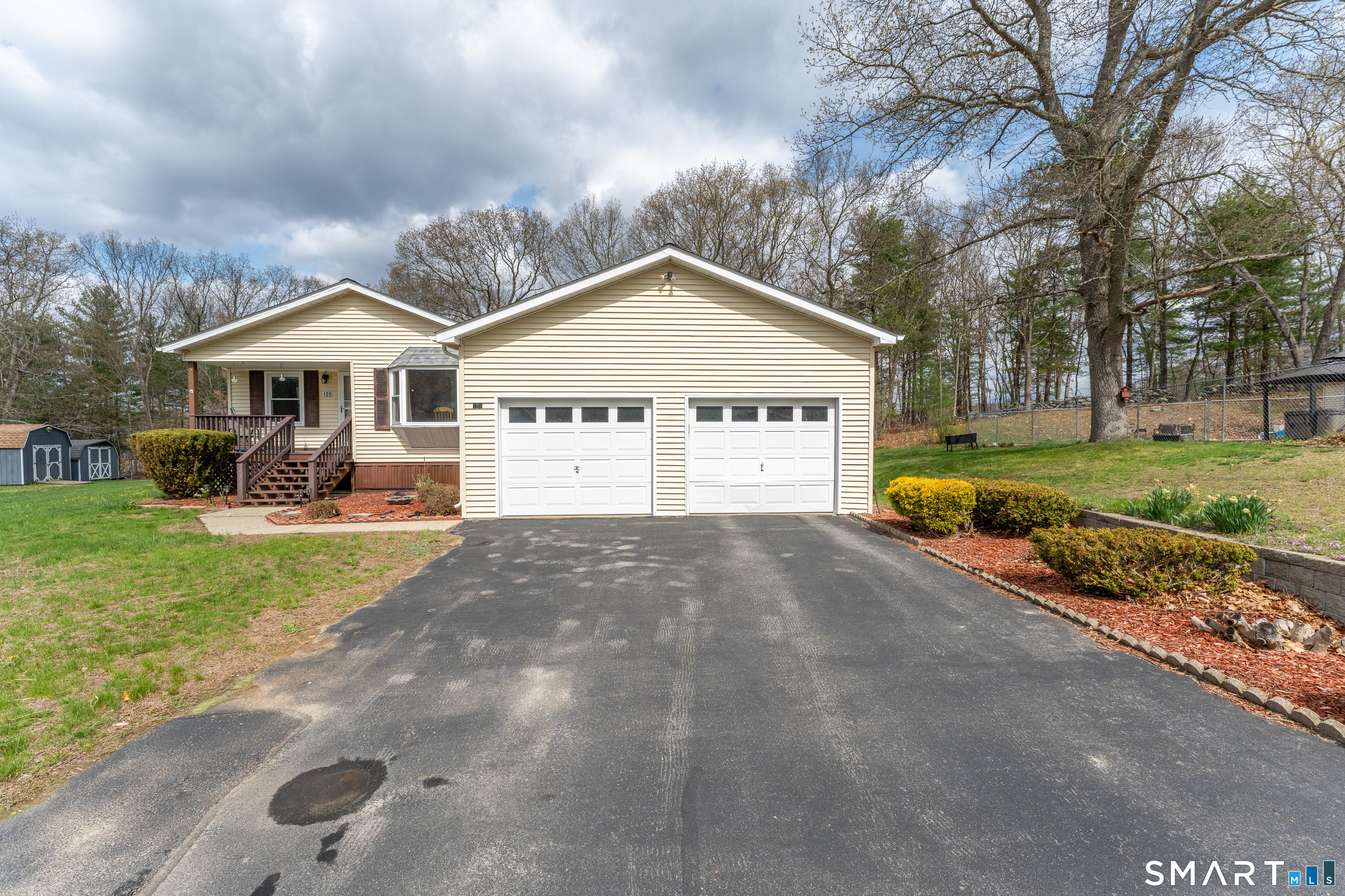 109 Colonial Road Plainfield CT 06374