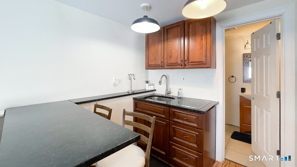 205 West Road Beacon Falls CT 06403