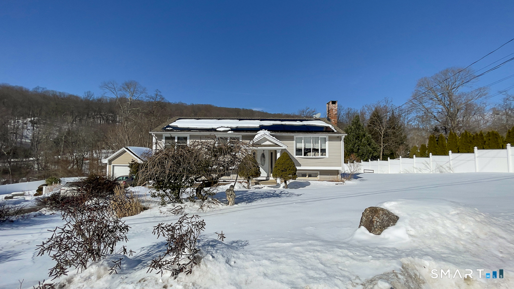 205 West Road Beacon Falls CT 06403