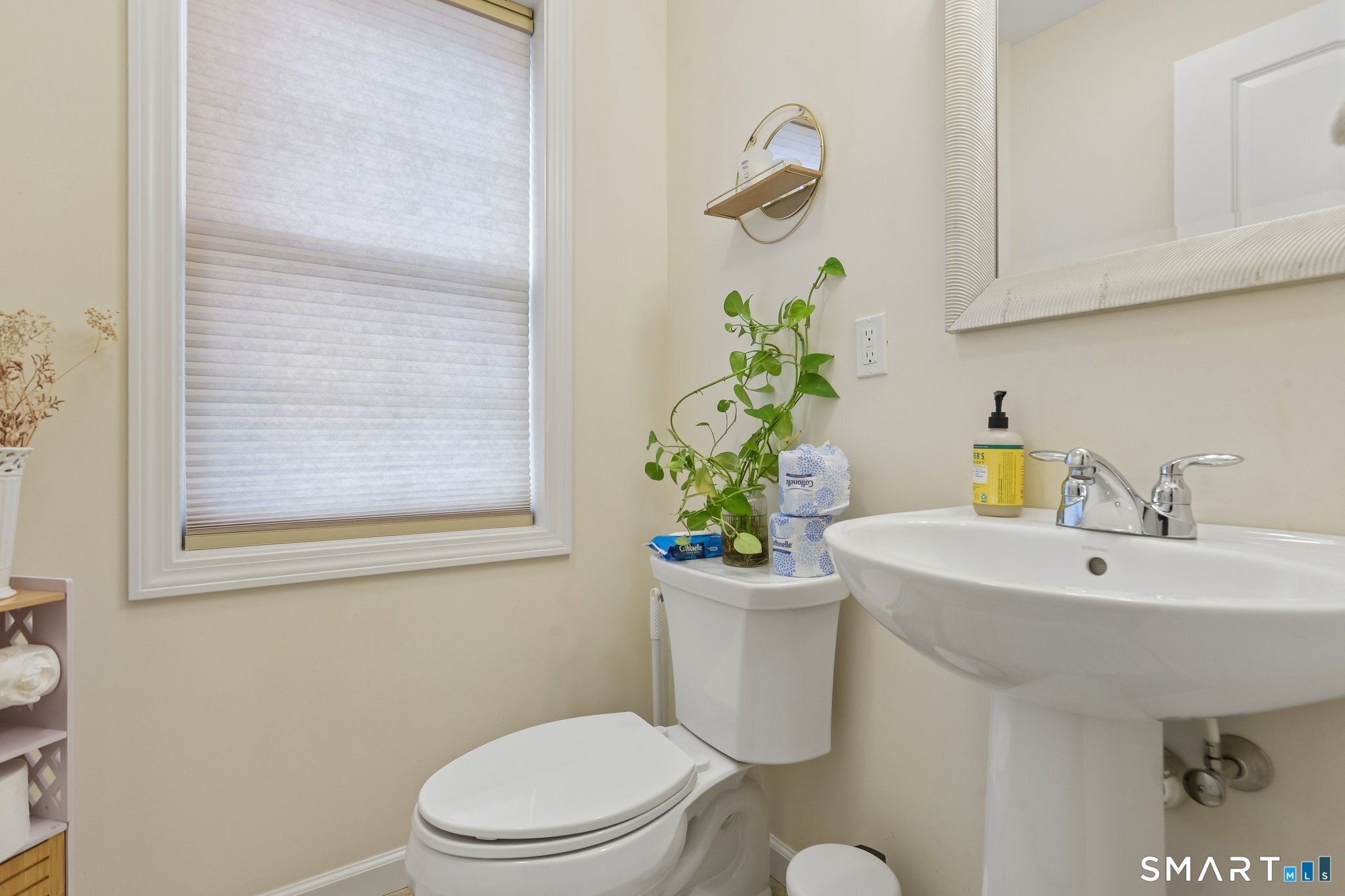 34 Lexington Gardens North Haven CT 06473