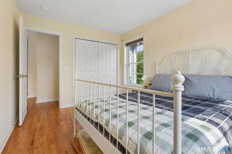 34 Lexington Gardens North Haven CT 06473