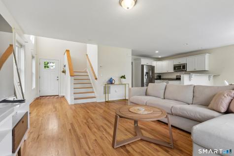 34 Lexington Gardens North Haven CT 06473