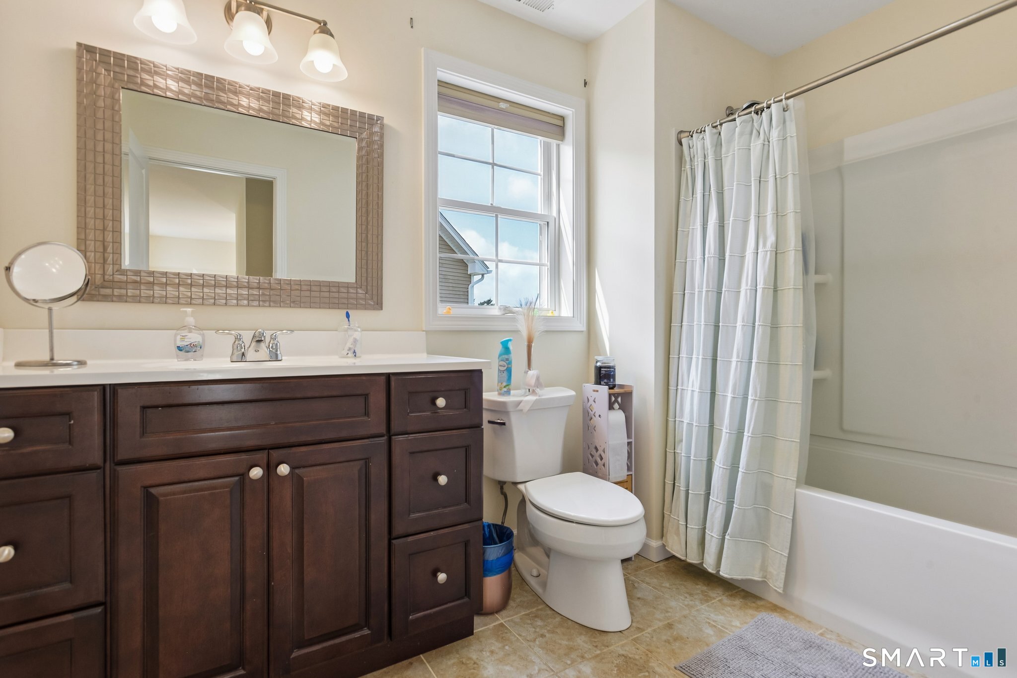 34 Lexington Gardens North Haven CT 06473