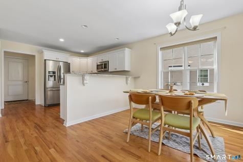 34 Lexington Gardens North Haven CT 06473