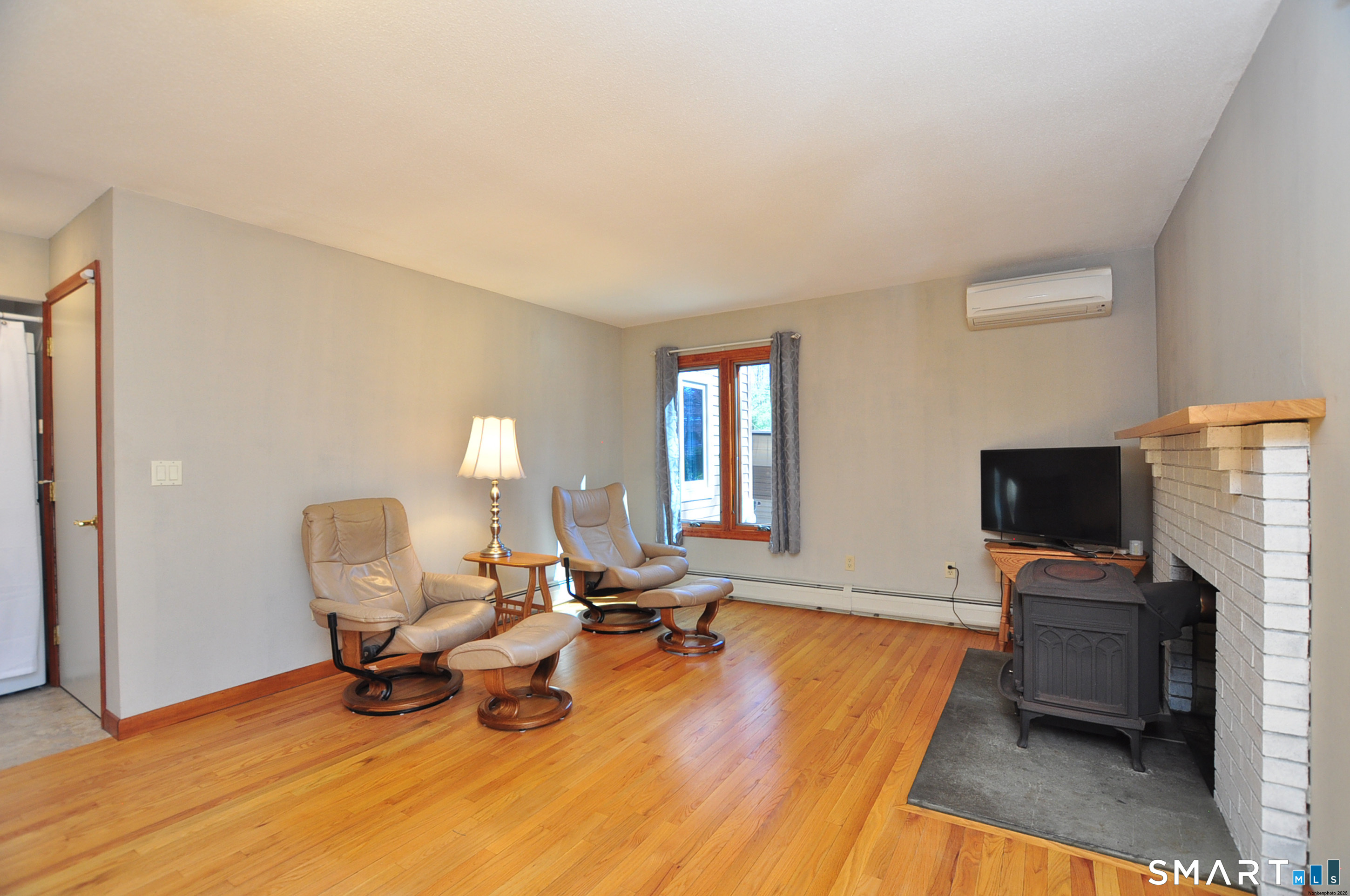 19 West Woods Road Burlington CT 06013