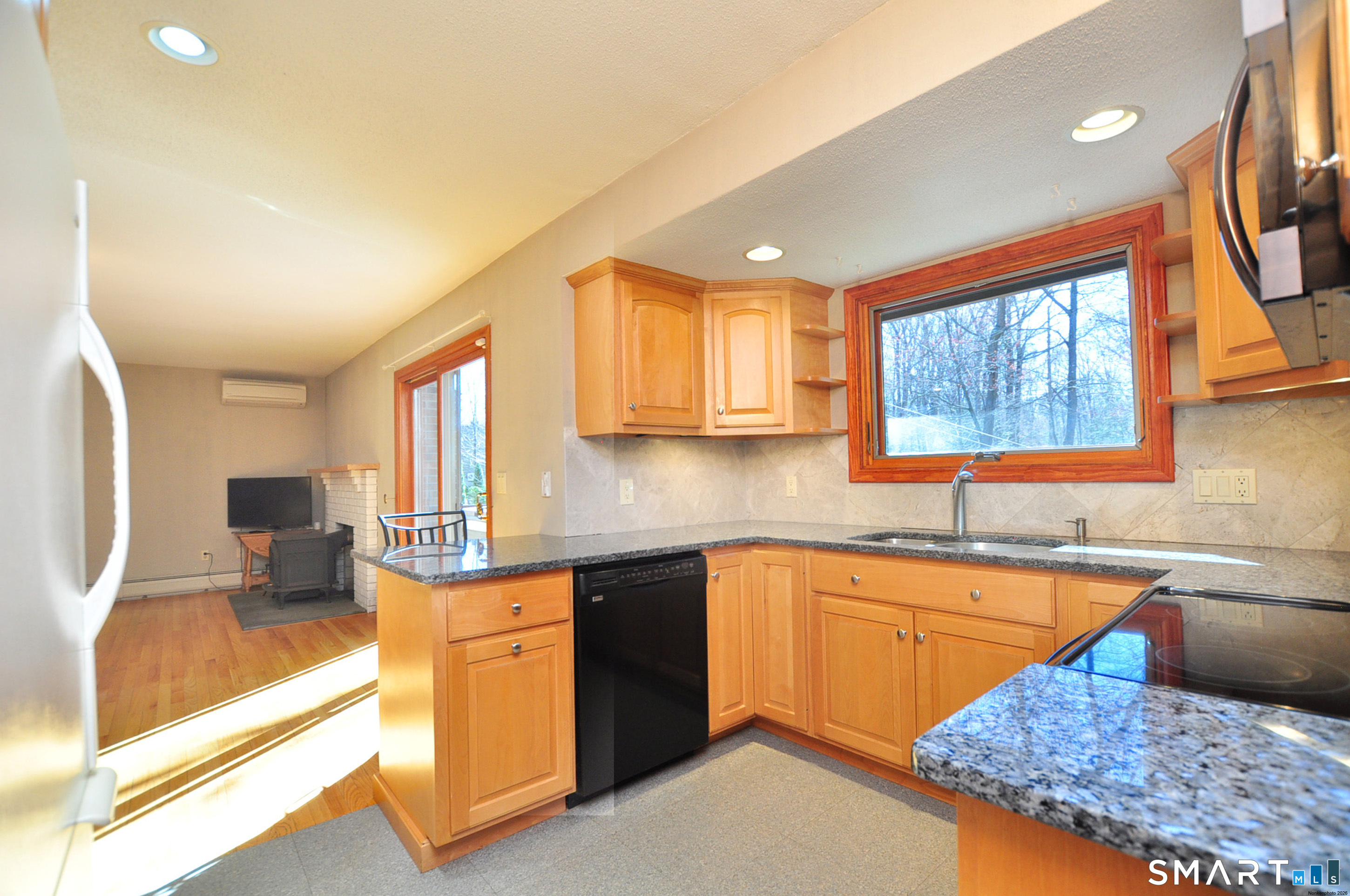 19 West Woods Road Burlington CT 06013