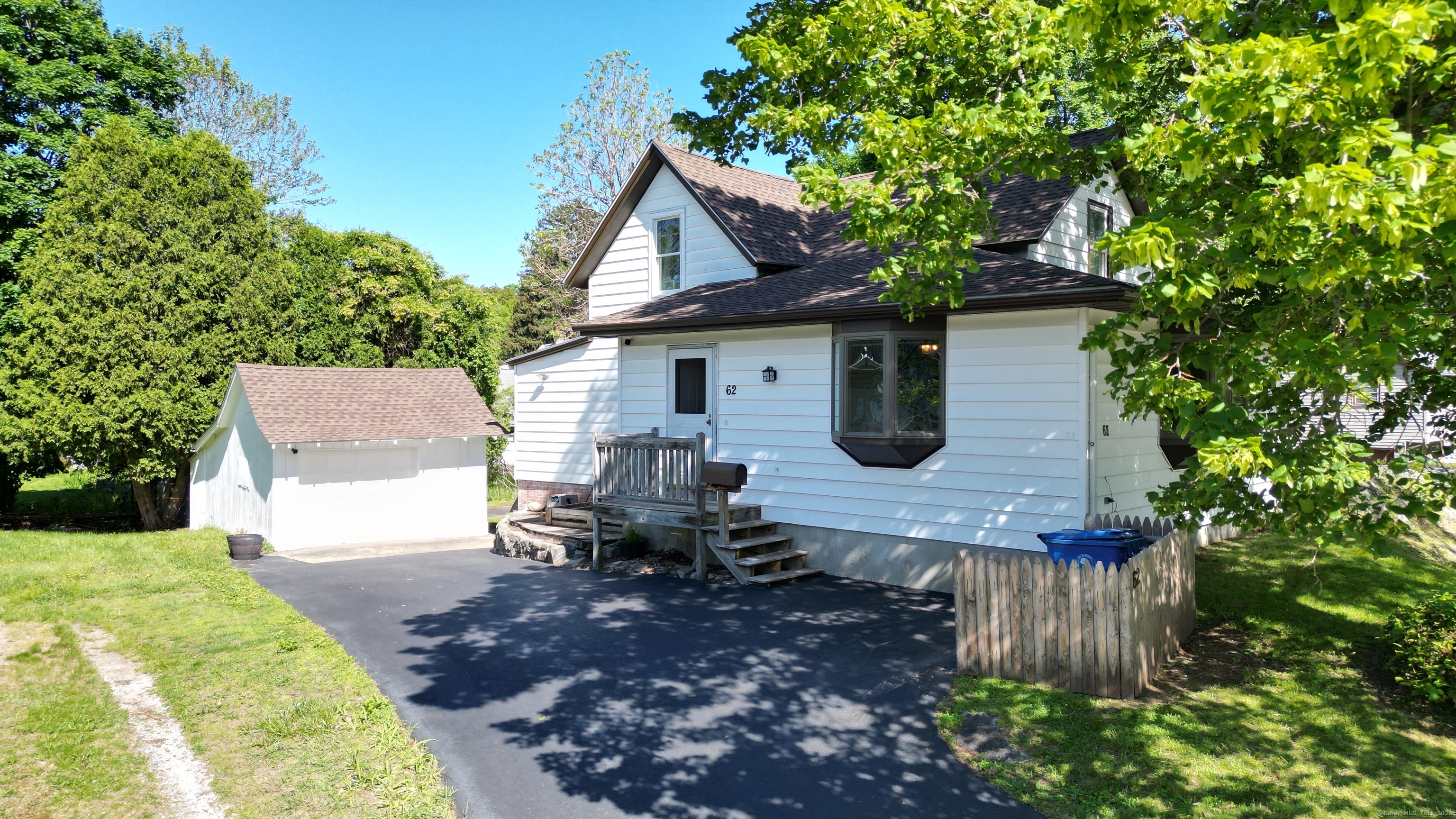 62 Pratt Street Norwich CT 06360