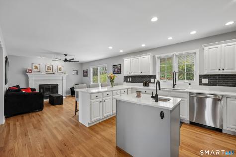 13 King Street Danbury CT 06811