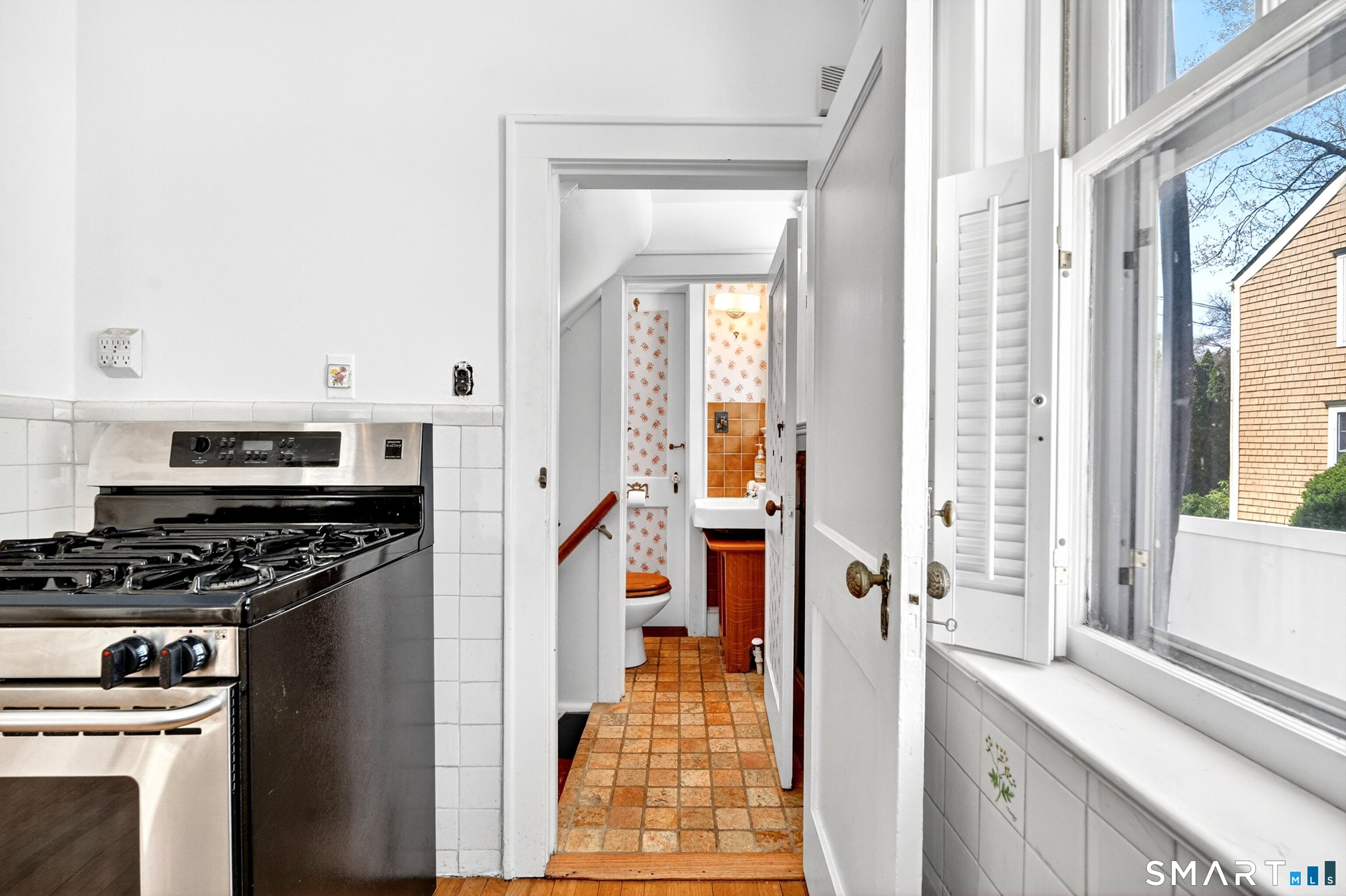 83 Hoyt Street Darien CT 06820