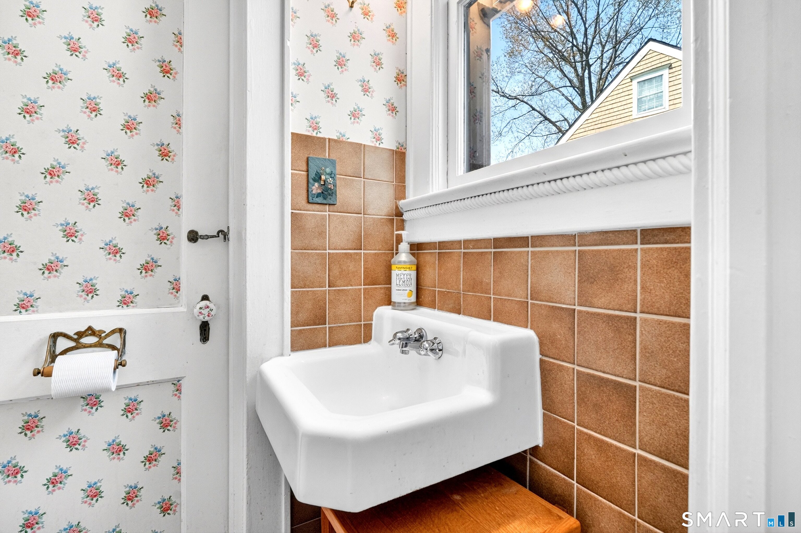 83 Hoyt Street Darien CT 06820