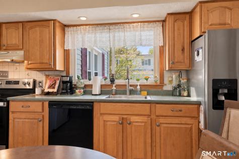 103 Central Avenue West Haven CT 06516