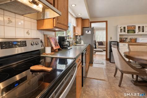 103 Central Avenue West Haven CT 06516