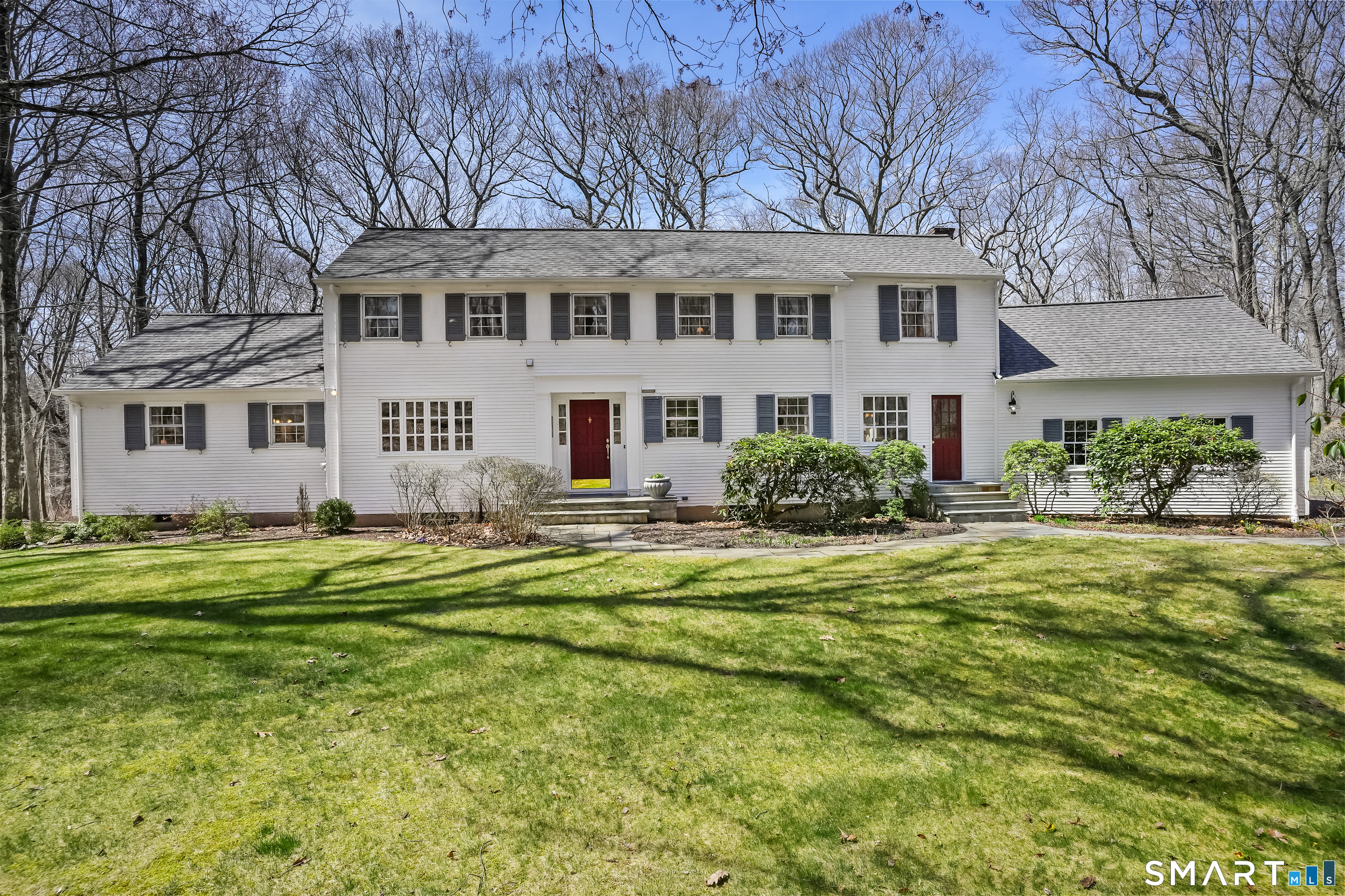 12 Sunset Circle Woodbridge CT 06525
