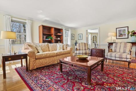 12 Sunset Circle Woodbridge CT 06525