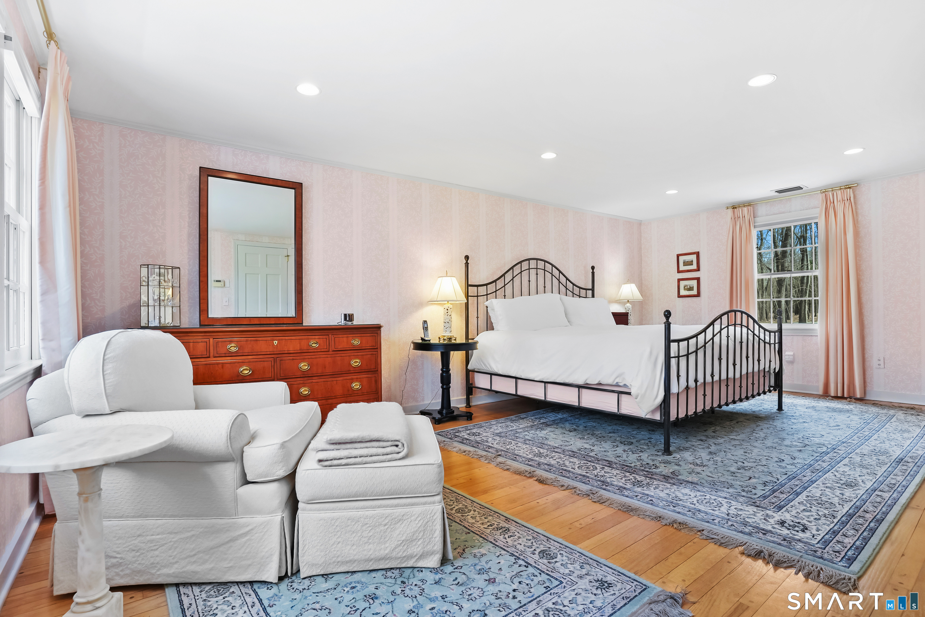 12 Sunset Circle Woodbridge CT 06525