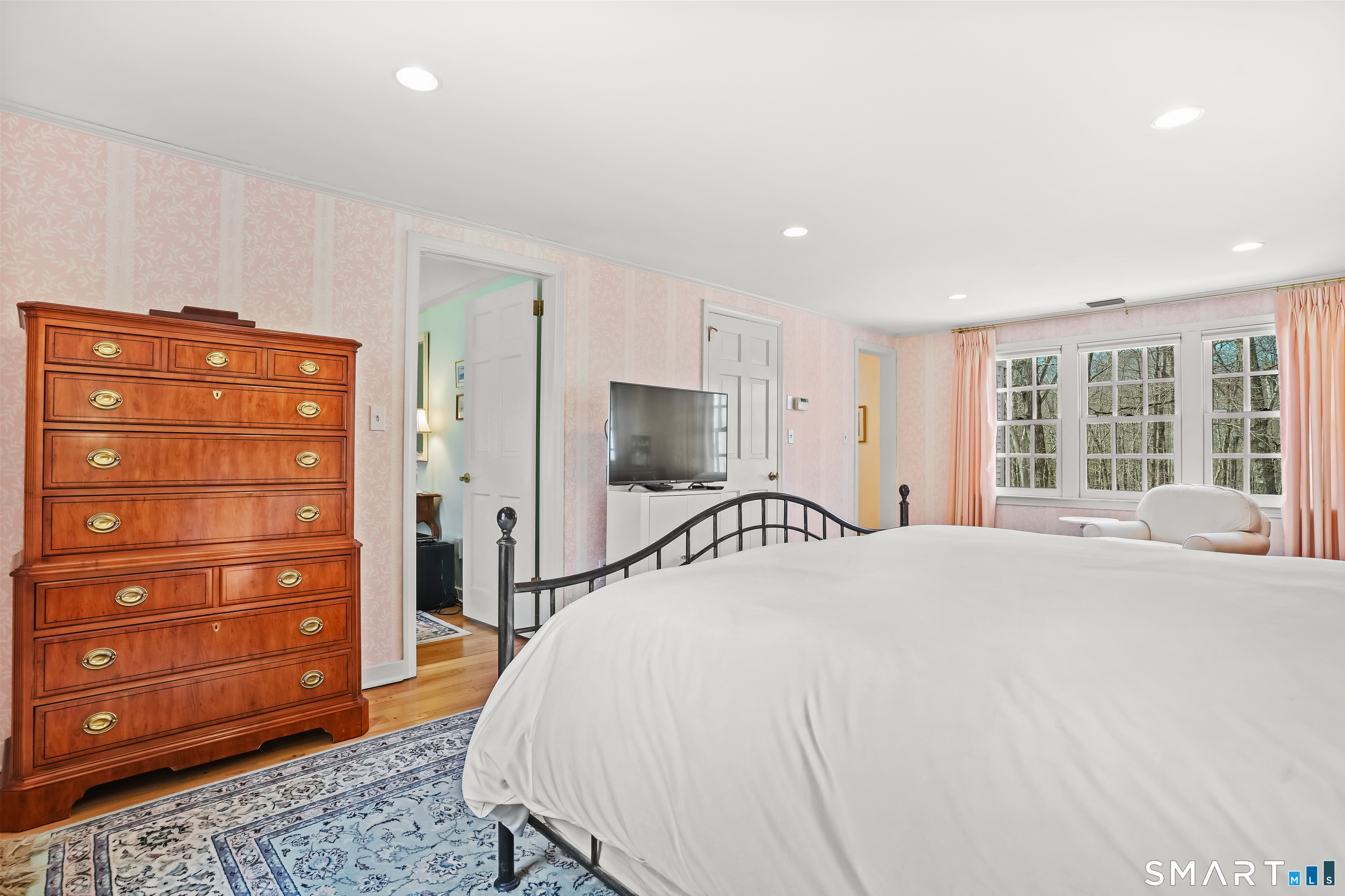 12 Sunset Circle Woodbridge CT 06525