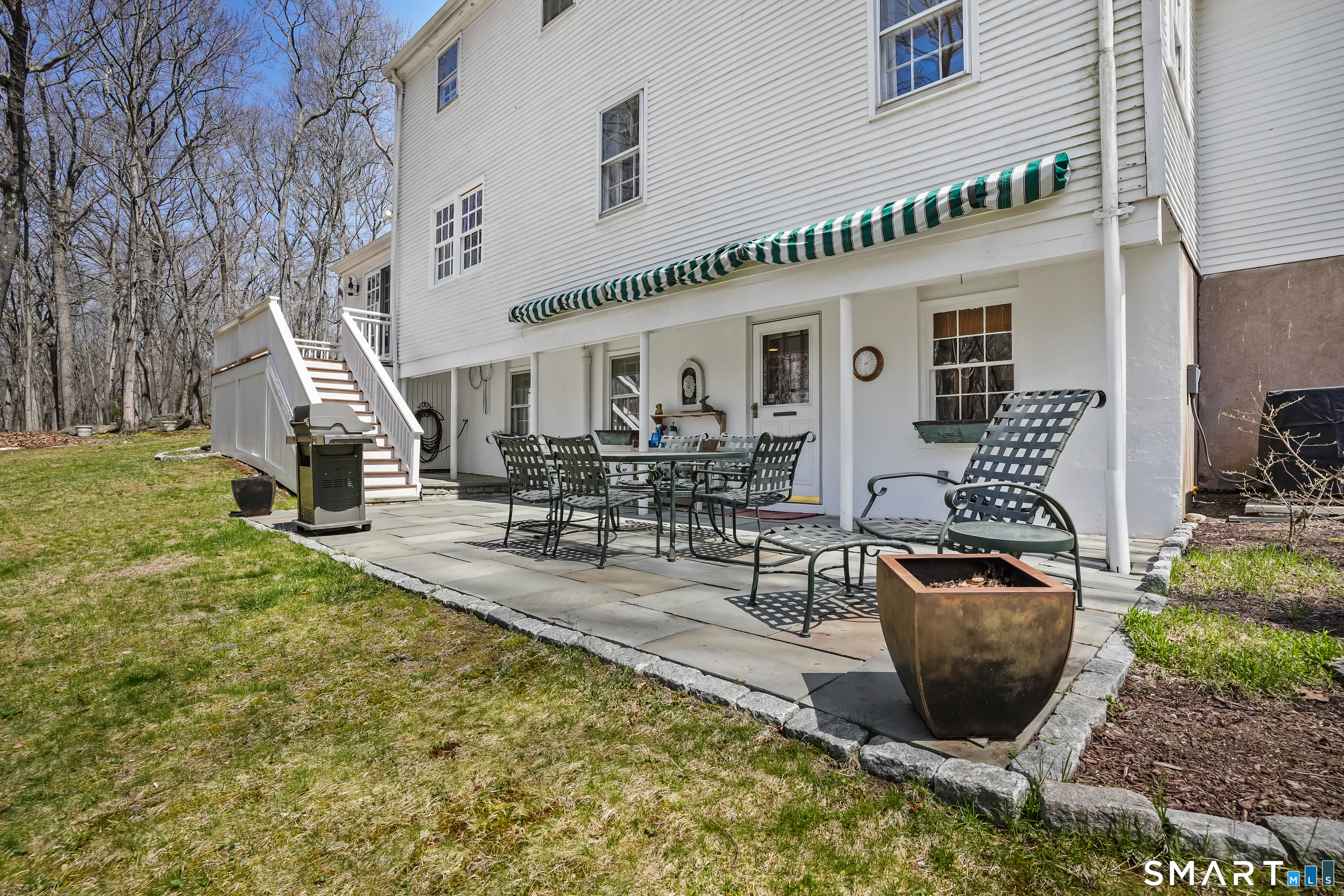 12 Sunset Circle Woodbridge CT 06525