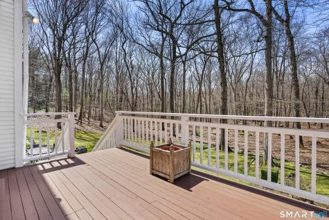 12 Sunset Circle Woodbridge CT 06525
